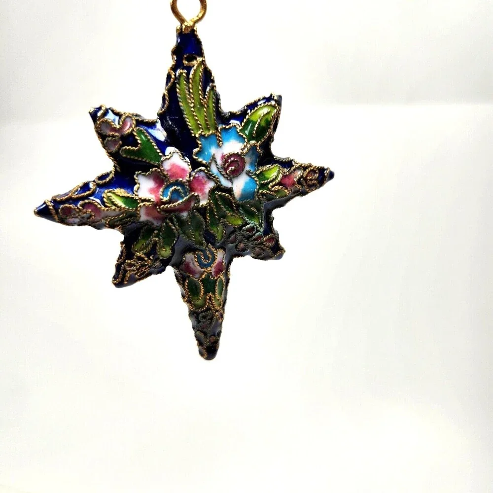 Vintage Discovery Store Cloisonne Star Ornament Enamel Floral Blue Gold Tone
